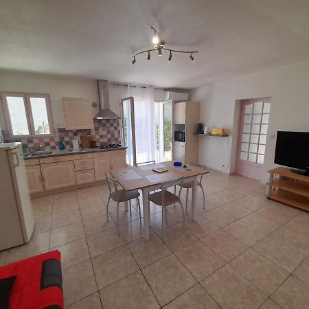 Appartement Avec Exterieur Et Parking Gratuit Perpignan Kültér fotó